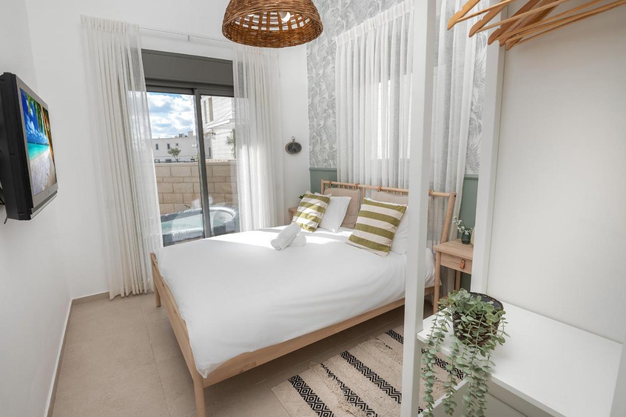 Sunset - Achziv Beach Apartment - סנסט חוף אכזיב Nahariya Bagian luar foto